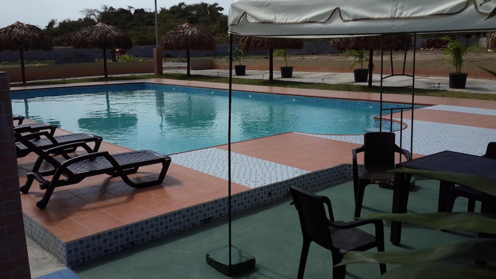 express inn coronado hotel and camping