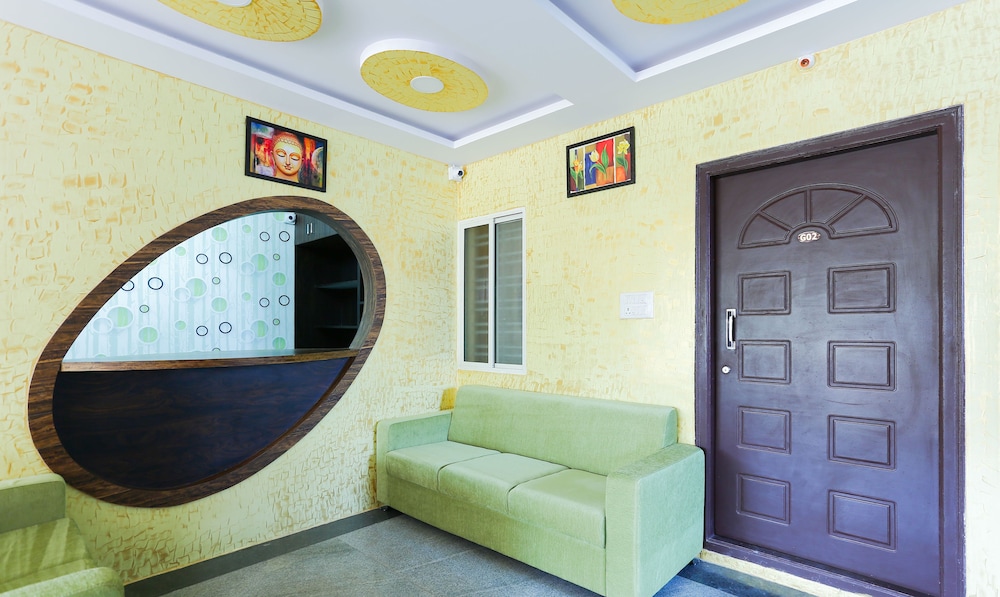treebo manyata palace