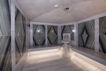 amira luxury resort and spa