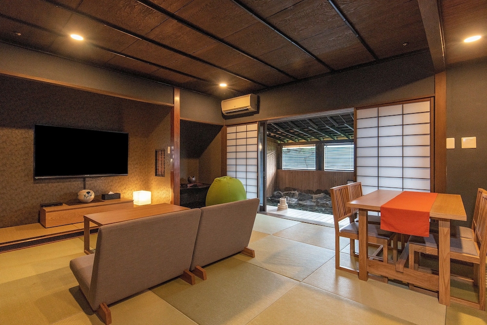 ishinoya