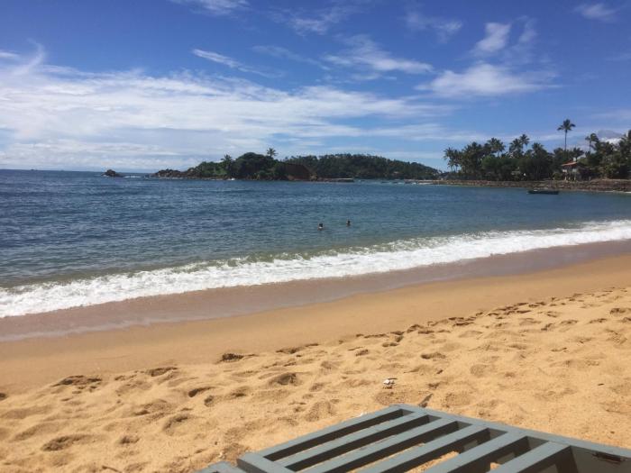 somerset mirissa beach