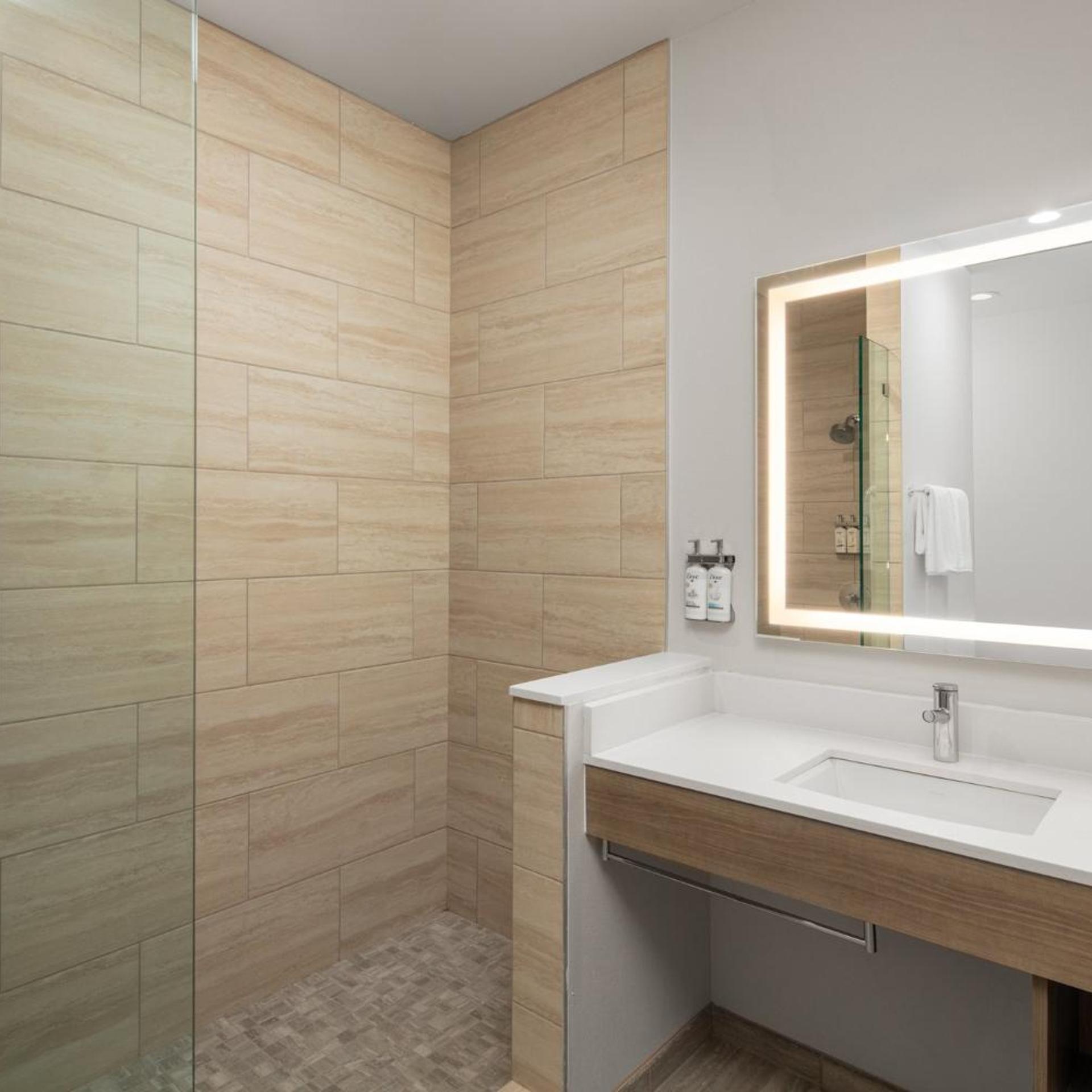 holiday inn express hotel and suites ventura by ihg