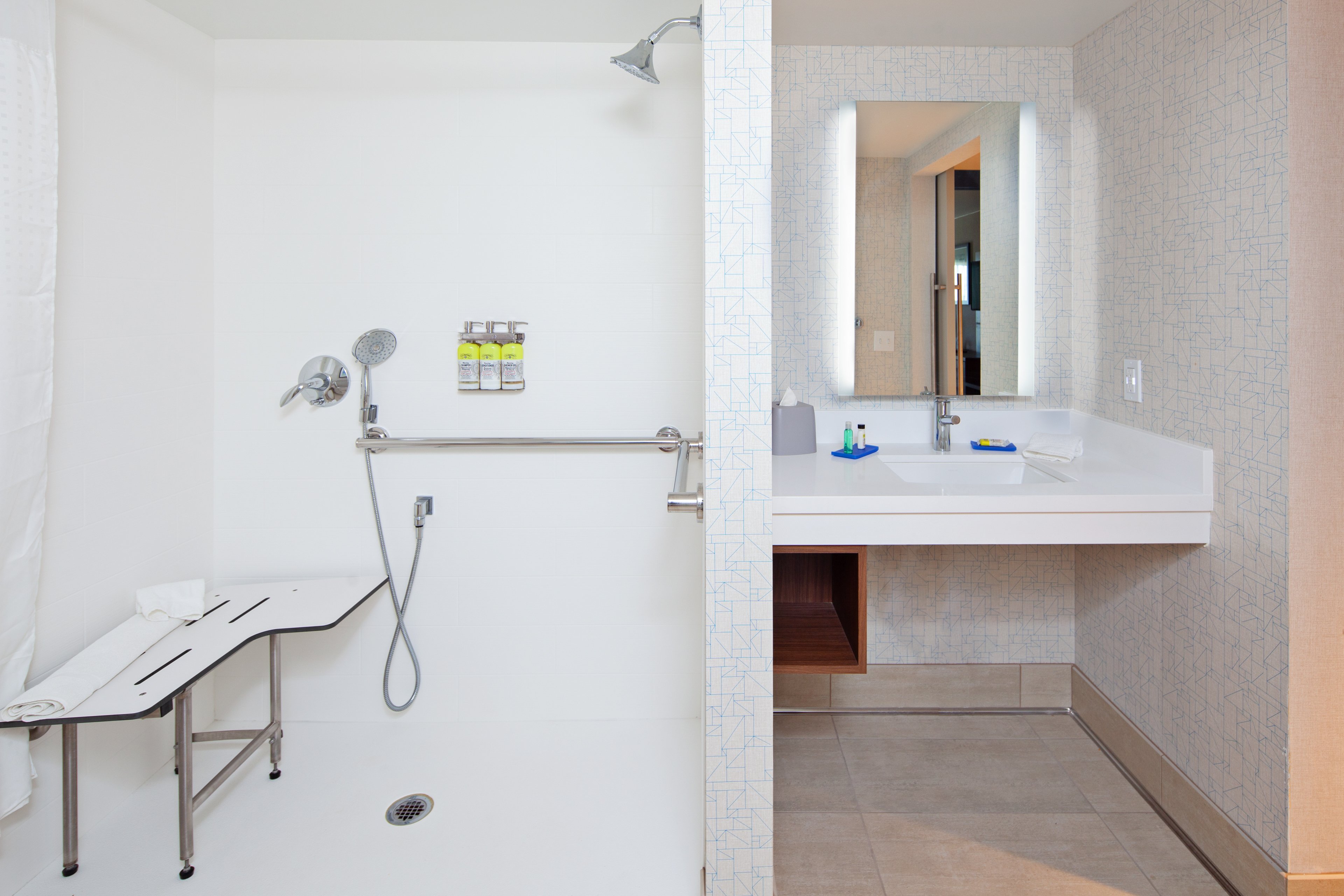 holiday inn express hotel and suites ventura by ihg