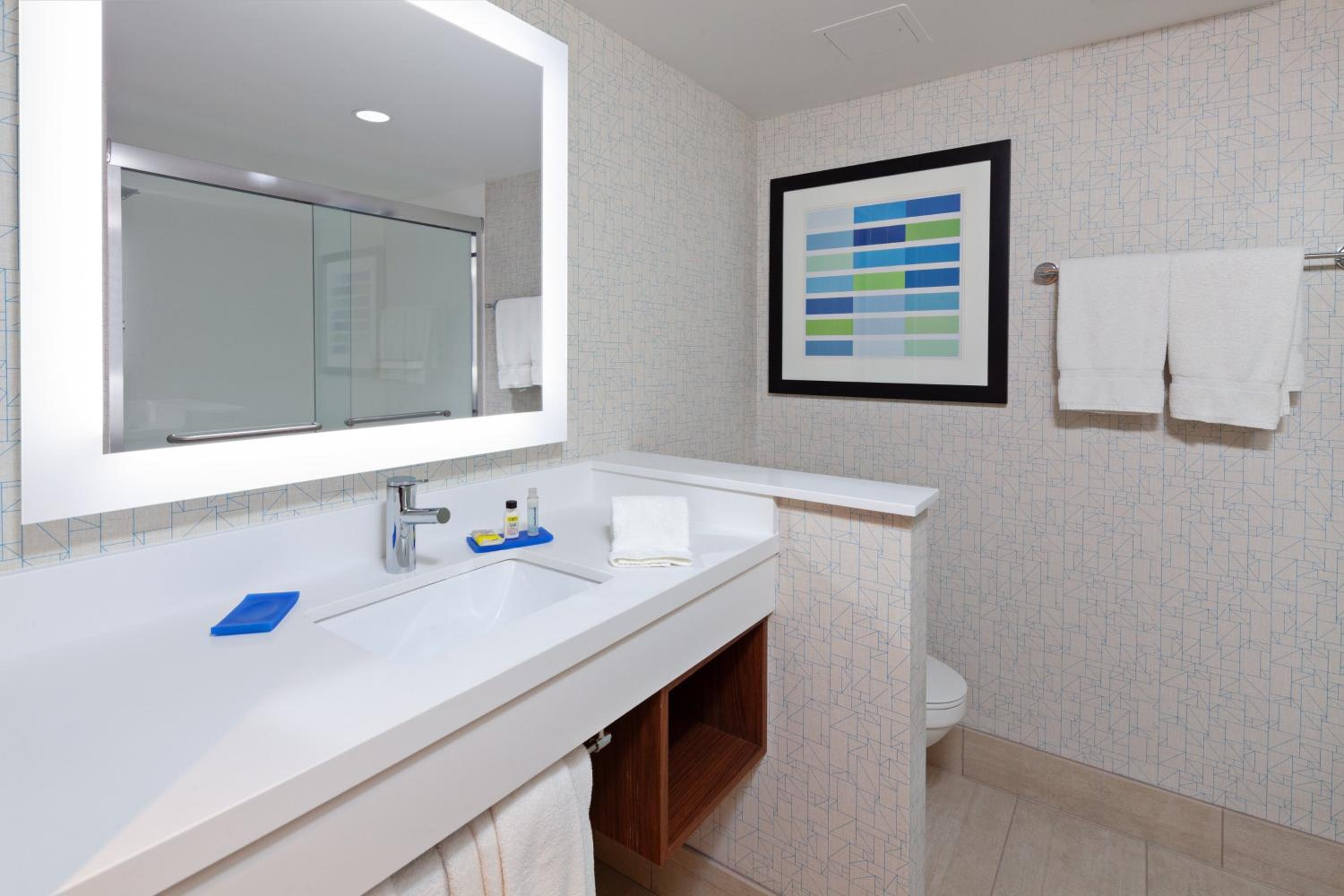holiday inn express hotel and suites ventura by ihg