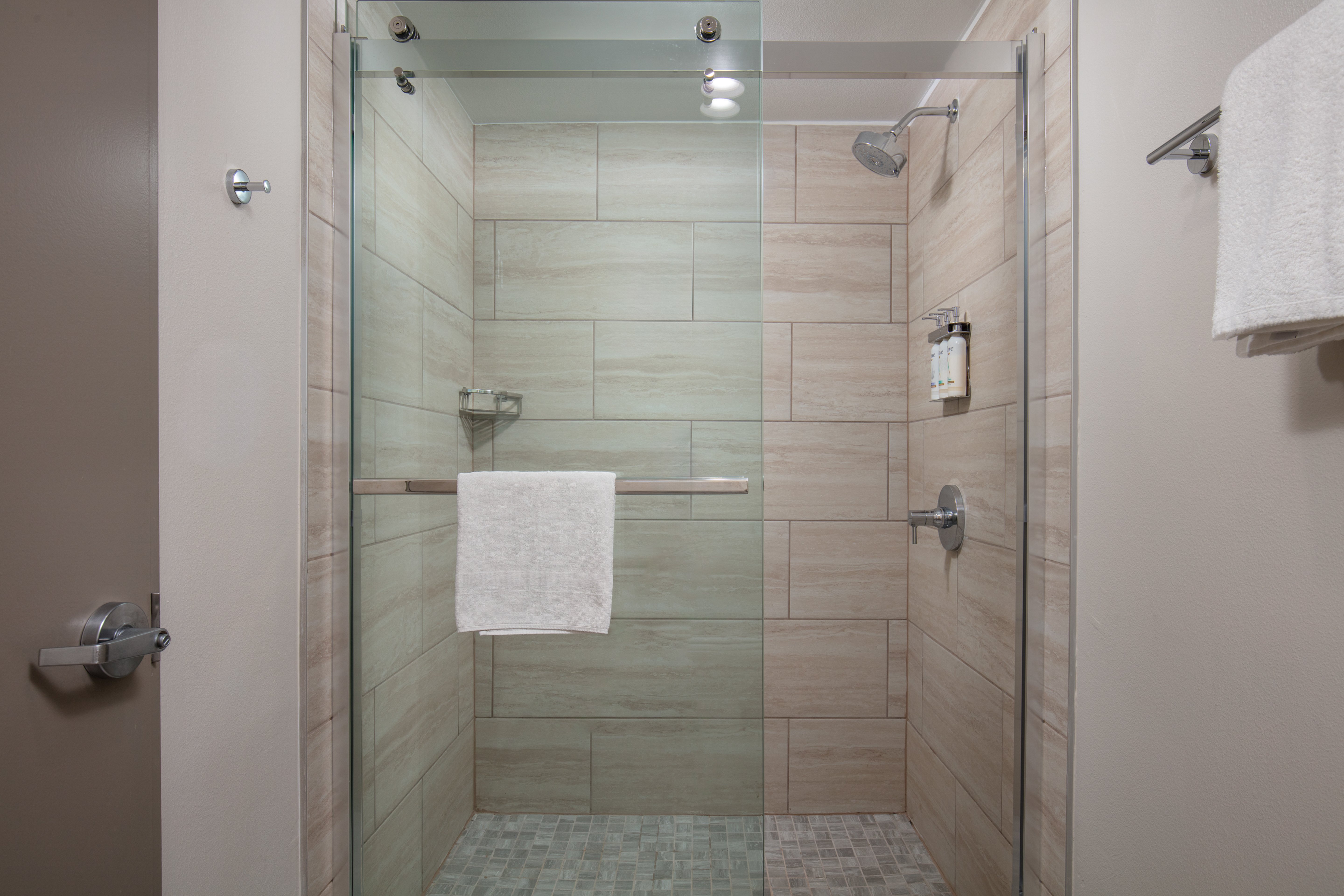 holiday inn express hotel and suites ventura by ihg