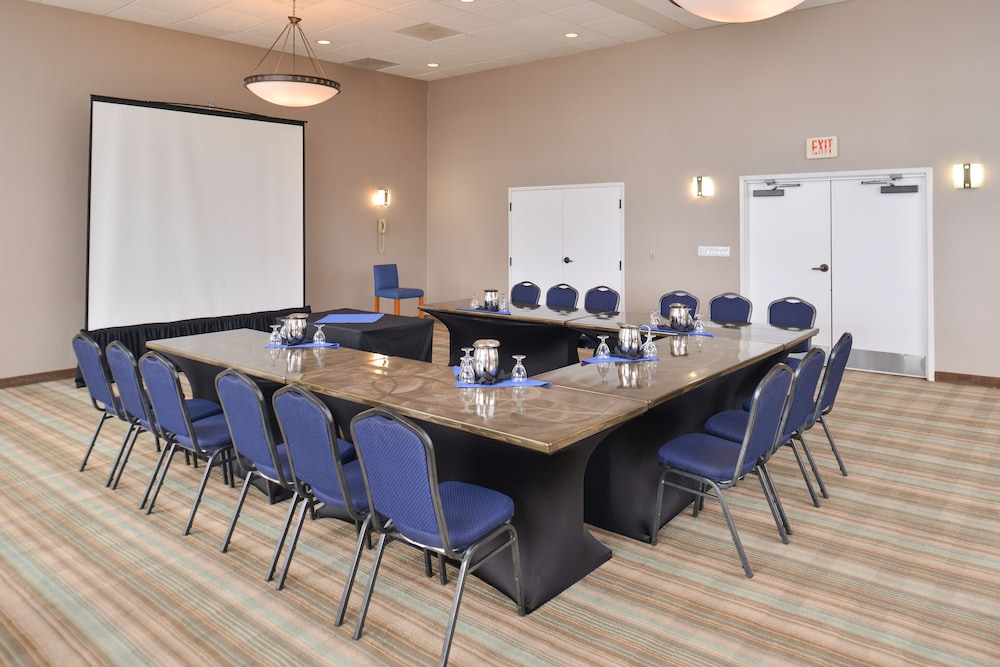 holiday inn express hotel and suites ventura by ihg