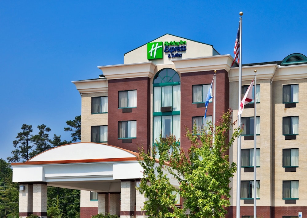 holiday inn express and suites birmingham inverness 280