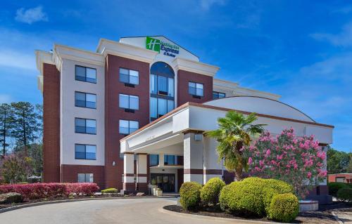 holiday inn express and suites birmingham inverness 280