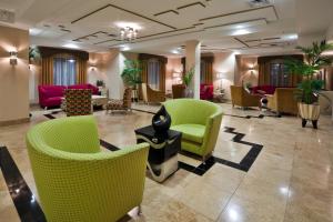 holiday inn express and suites birmingham inverness 280