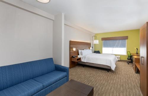 holiday inn express and suites birmingham inverness 280