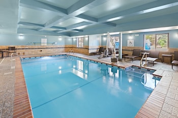 Holiday Inn Express & Suites Birmingham - Inverness 280,Birmingham>>Alabama,3 star