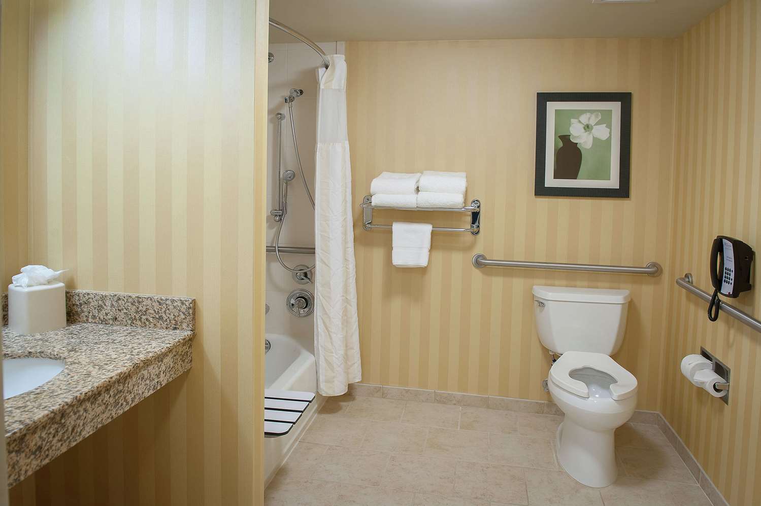 hilton garden inn pensacola airport medical center