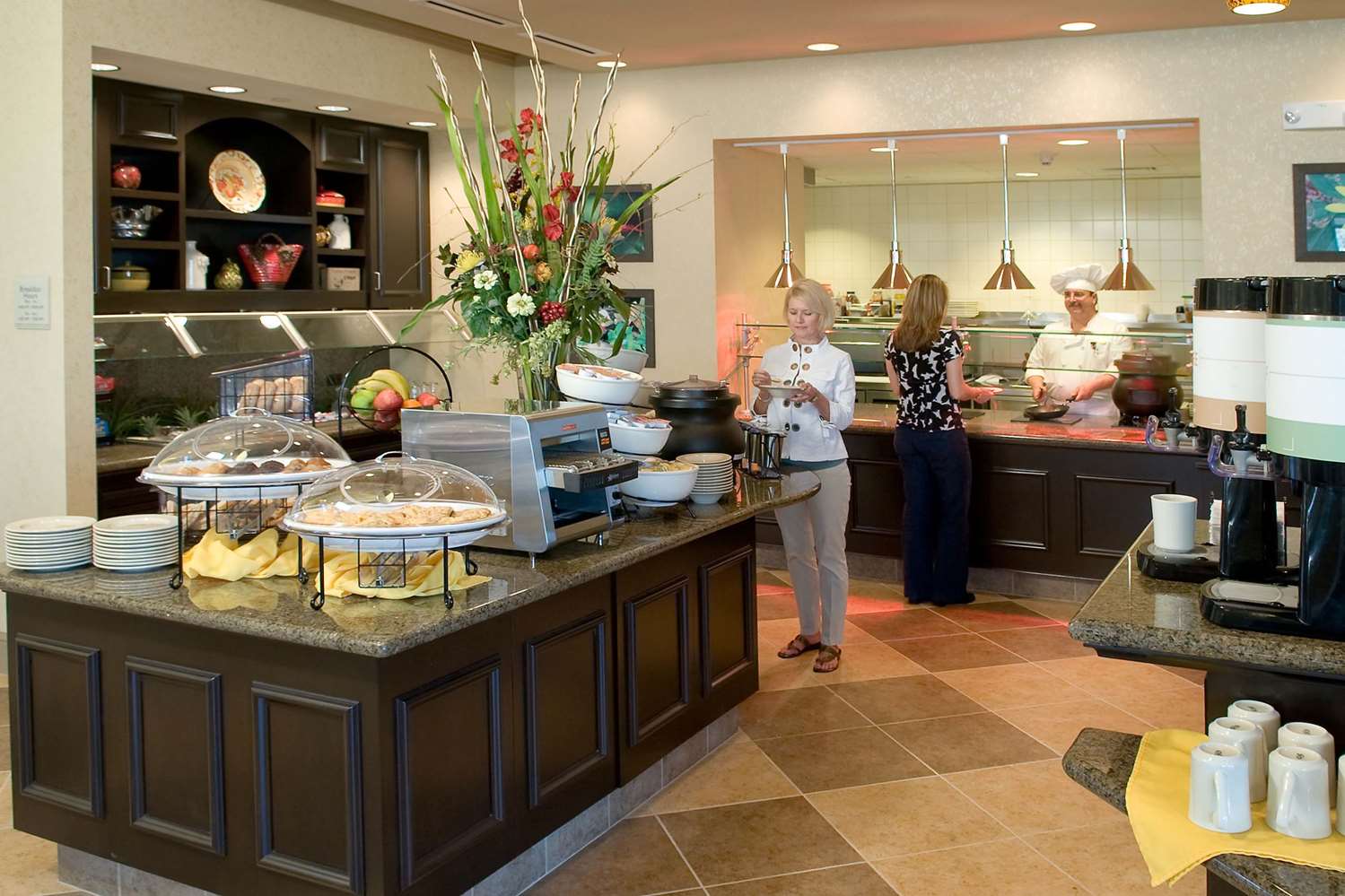 hilton garden inn pensacola airport medical center