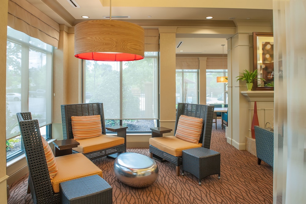 hilton garden inn pensacola airport medical center