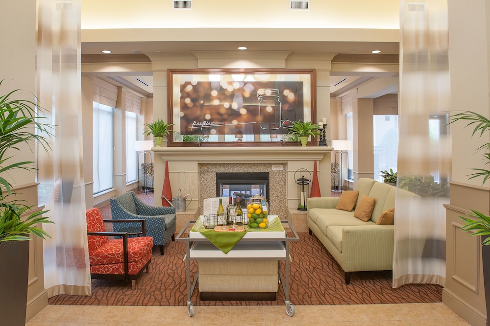 hilton garden inn pensacola airport medical center