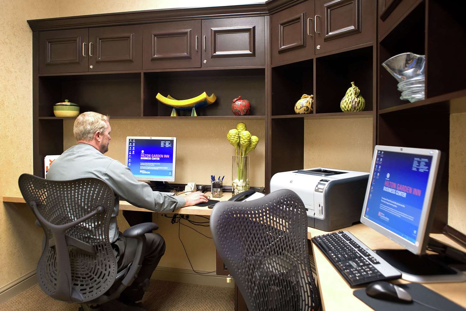 hilton garden inn pensacola airport medical center