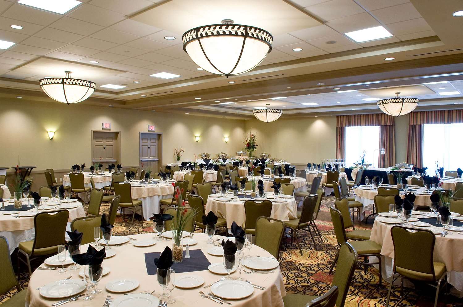 hilton garden inn pensacola airport medical center