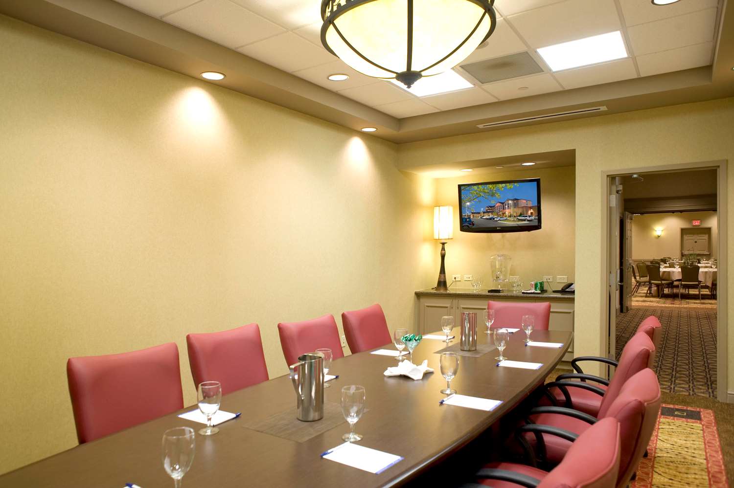 hilton garden inn pensacola airport medical center