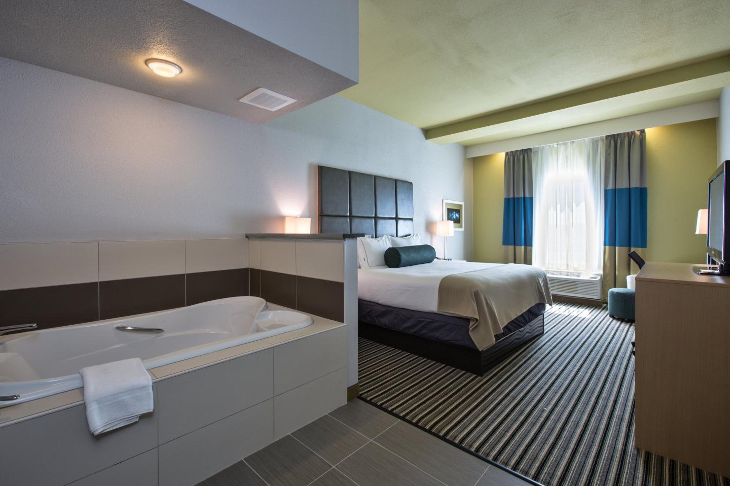 holiday inn express hotel and suites carlisle harrisburg area by ihg