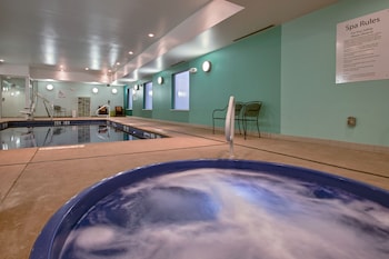 Holiday Inn Express Hotel & Suites, Carlisle-Harrisburg Area By Ihg,Harrisburg>>Carlisle,3 star