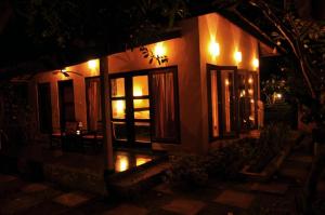 bali au naturel adults only