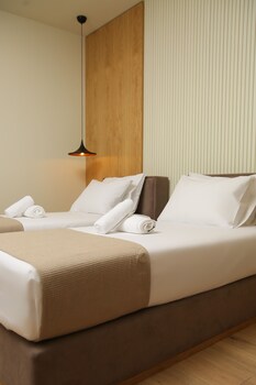 hotel brooklyn vlore