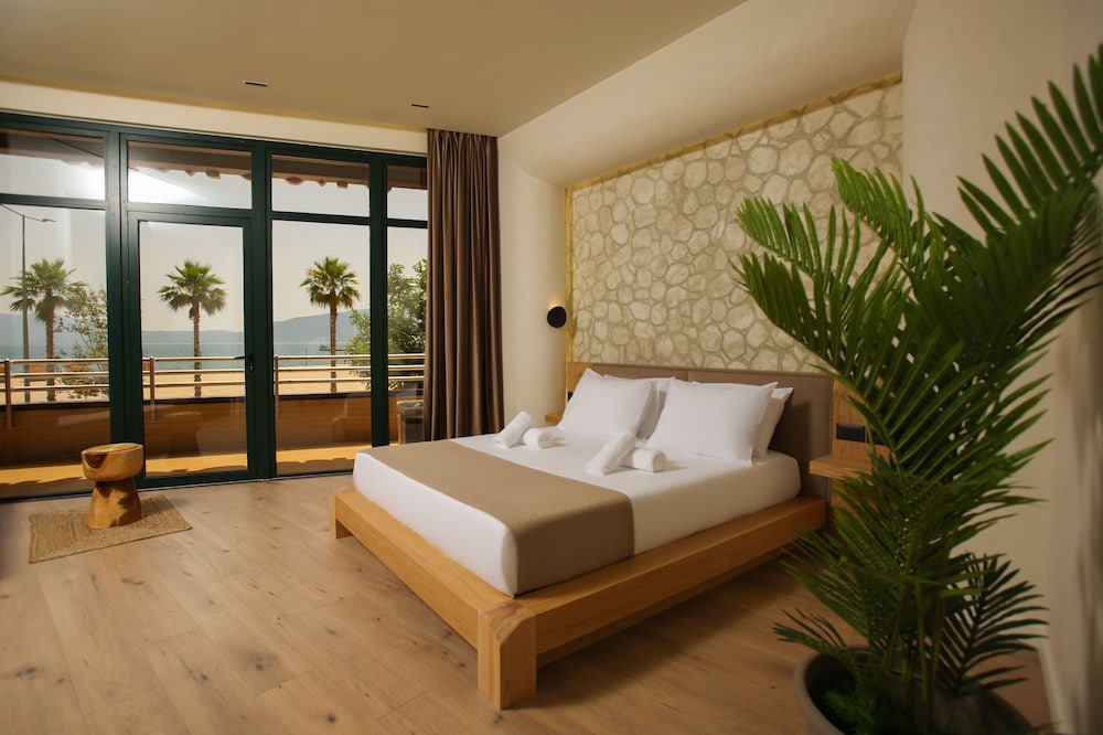 hotel brooklyn vlore