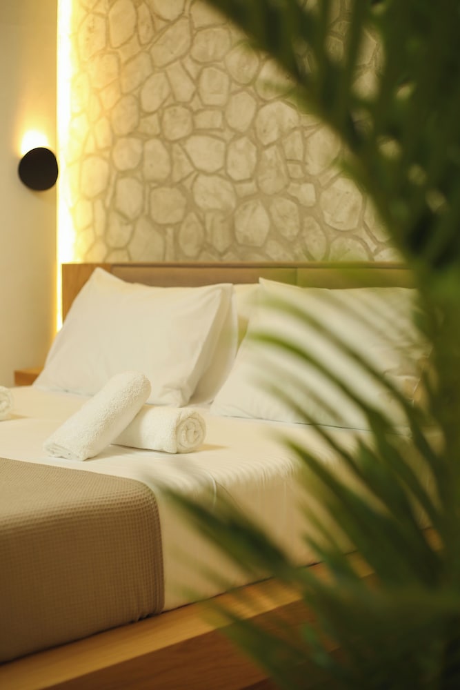 hotel brooklyn vlore