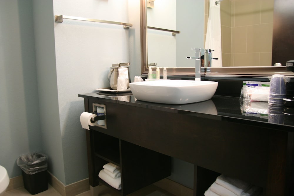 holiday inn express and suites corpus christi north by ihg