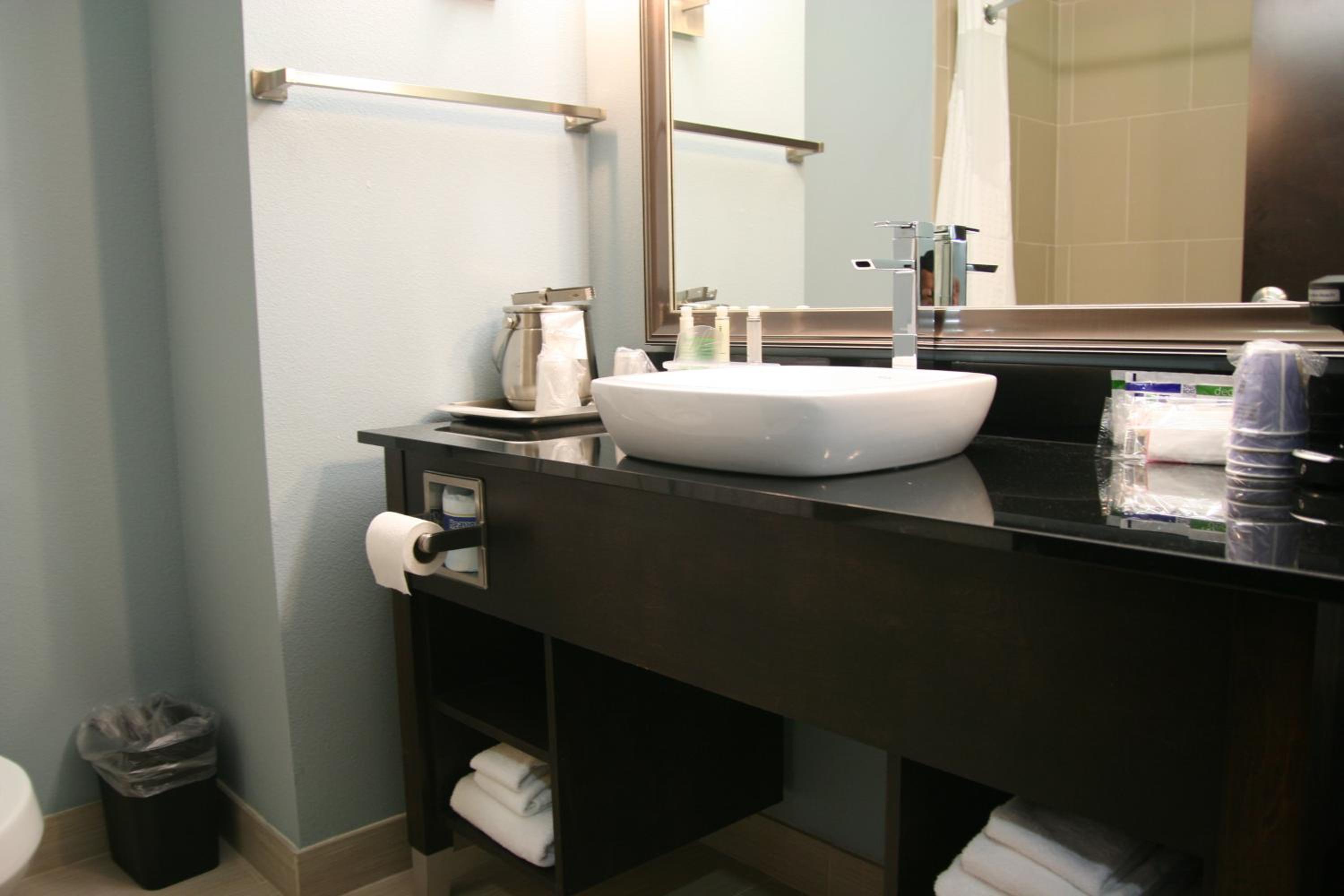 holiday inn express and suites corpus christi north by ihg