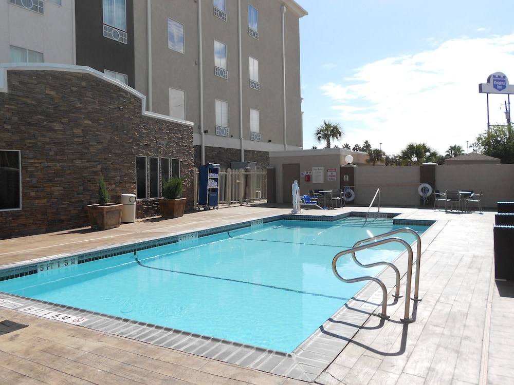holiday inn express and suites corpus christi north by ihg