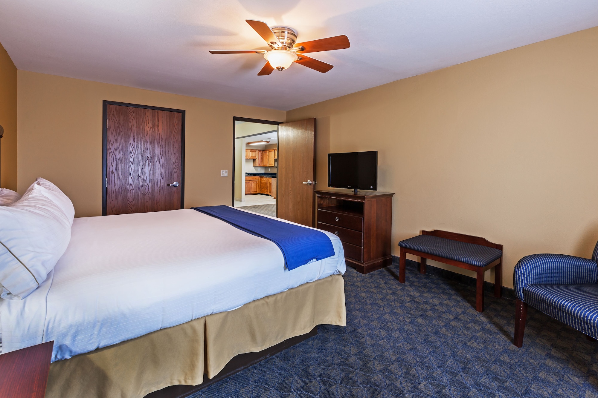 holiday inn express and suites corpus christi nw calallen