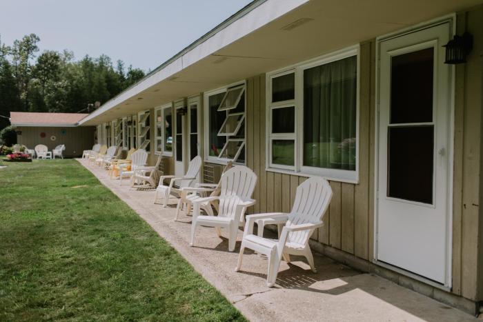 hillside inn