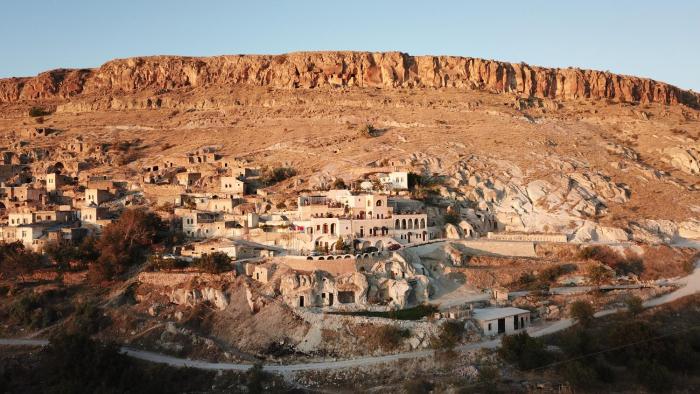lavender cave hotel