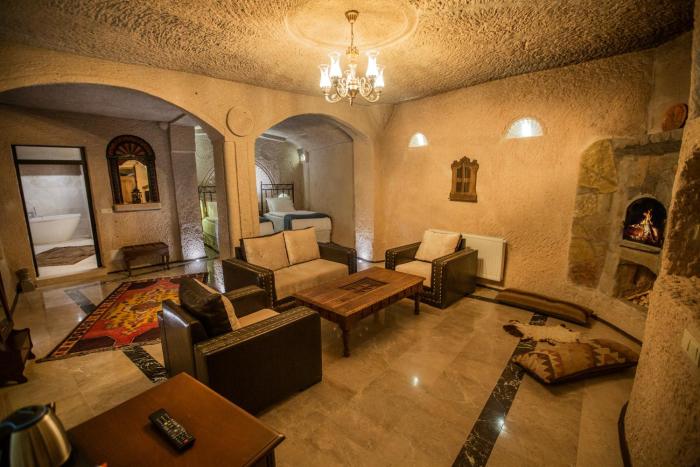 lavender cave hotel
