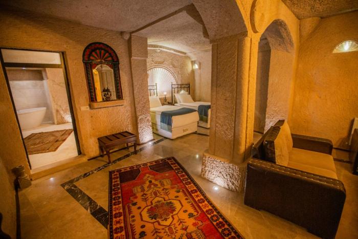 lavender cave hotel