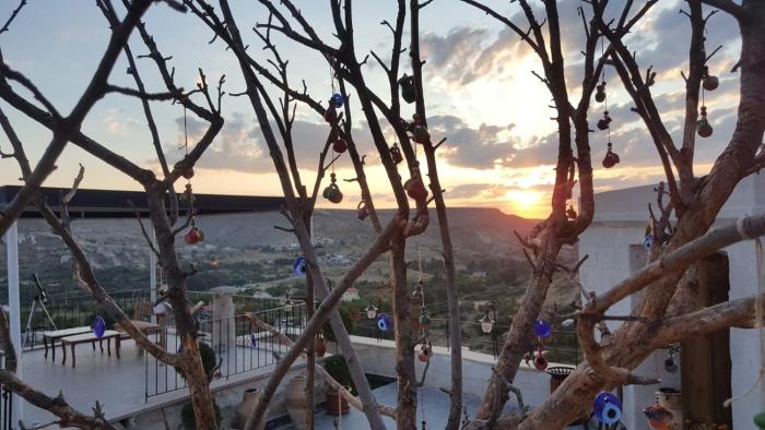 lavender cave hotel