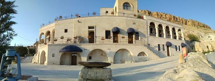 lavender cave hotel
