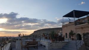 lavender cave hotel