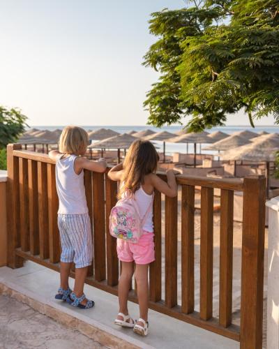 grand waterworld makadi family star couples and families only