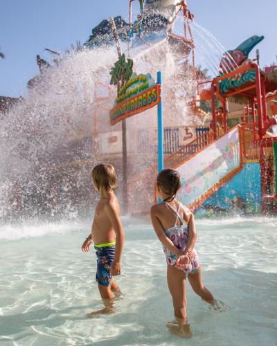 grand waterworld makadi family star couples and families only
