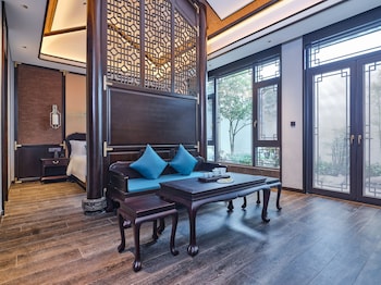 san po hotel