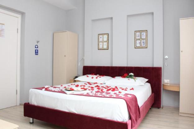 theranda boutique hotel