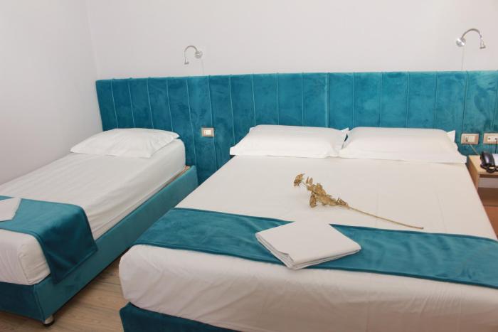theranda boutique hotel