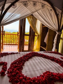 penida bambu green suites