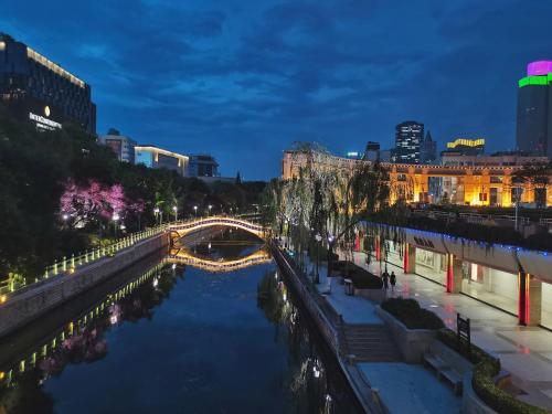 atour hotel jinan quancheng plaza kuanhouli