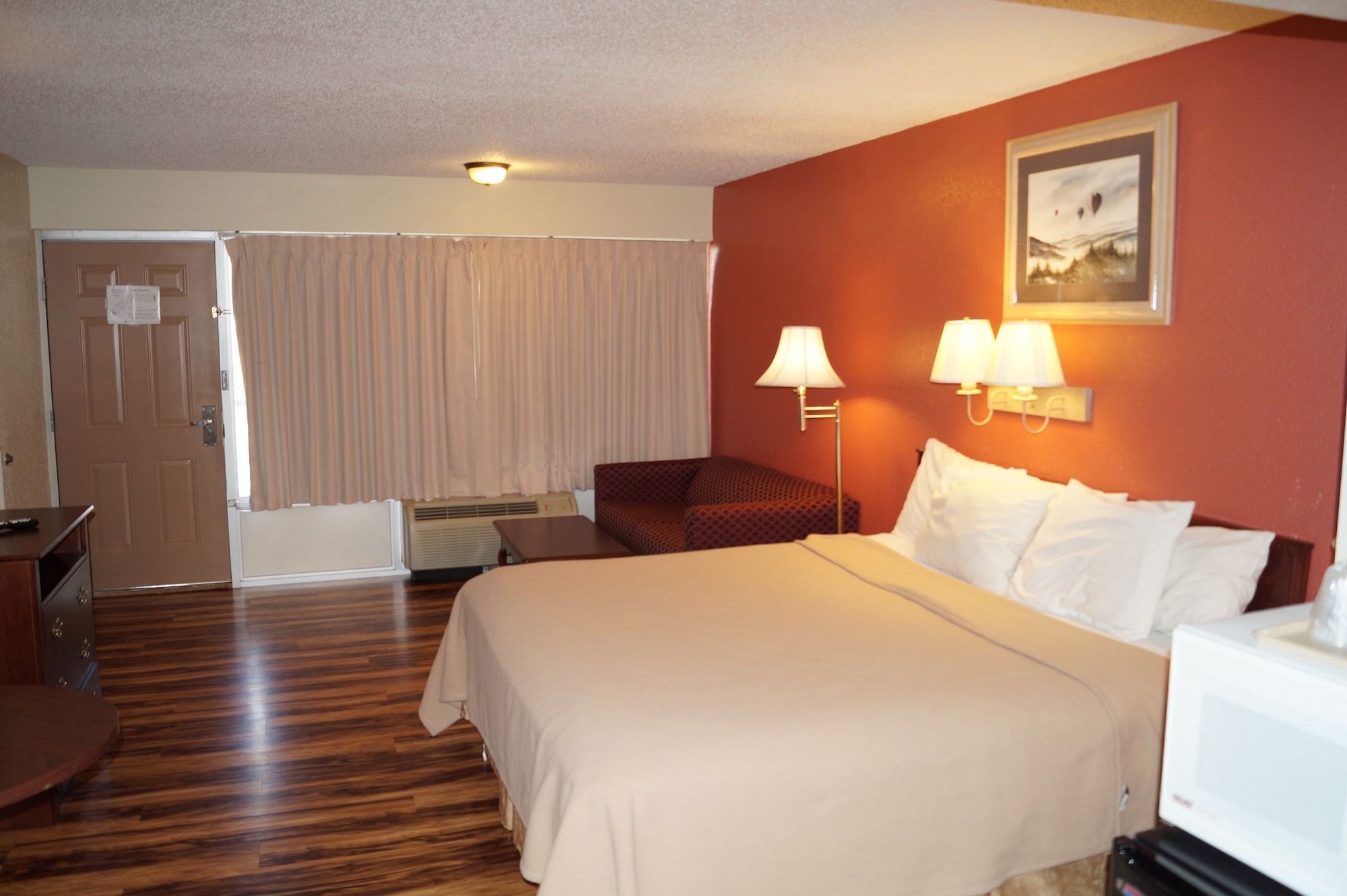 bear mount inn and suites