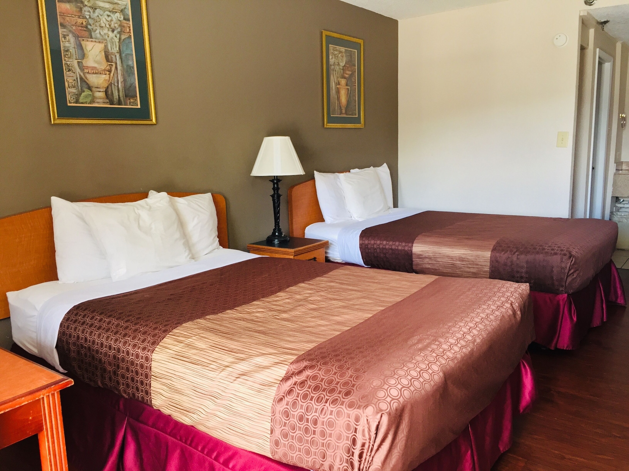 bear mount inn and suites