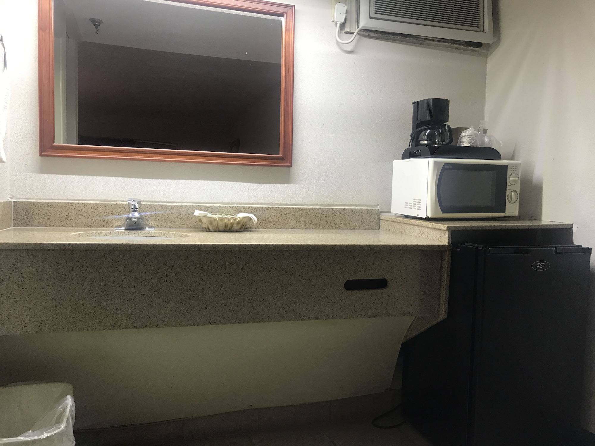 bear mount inn and suites