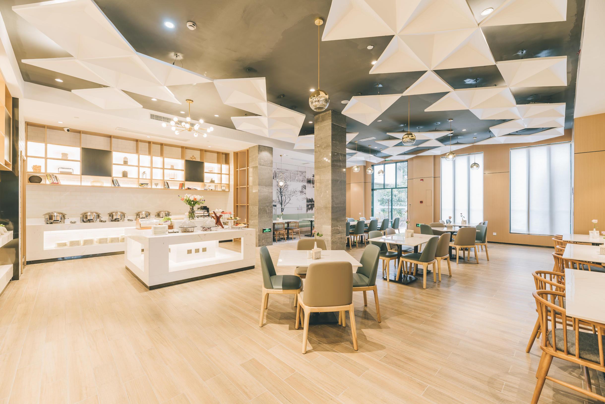 atour hotel changshu changjiang road